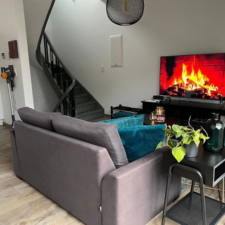 Les Duplex De La Place Des Ecoles Spa Buitenkant foto
