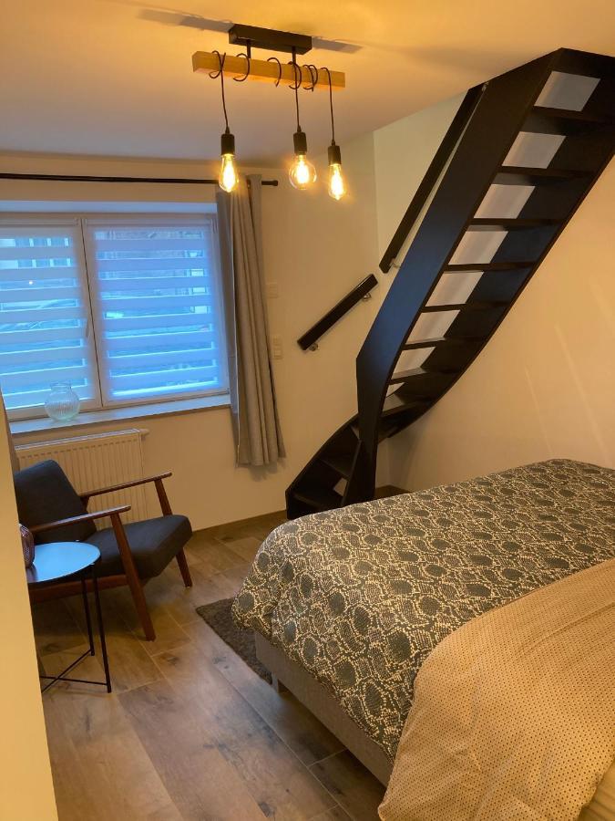 Les Duplex De La Place Des Ecoles Spa Buitenkant foto