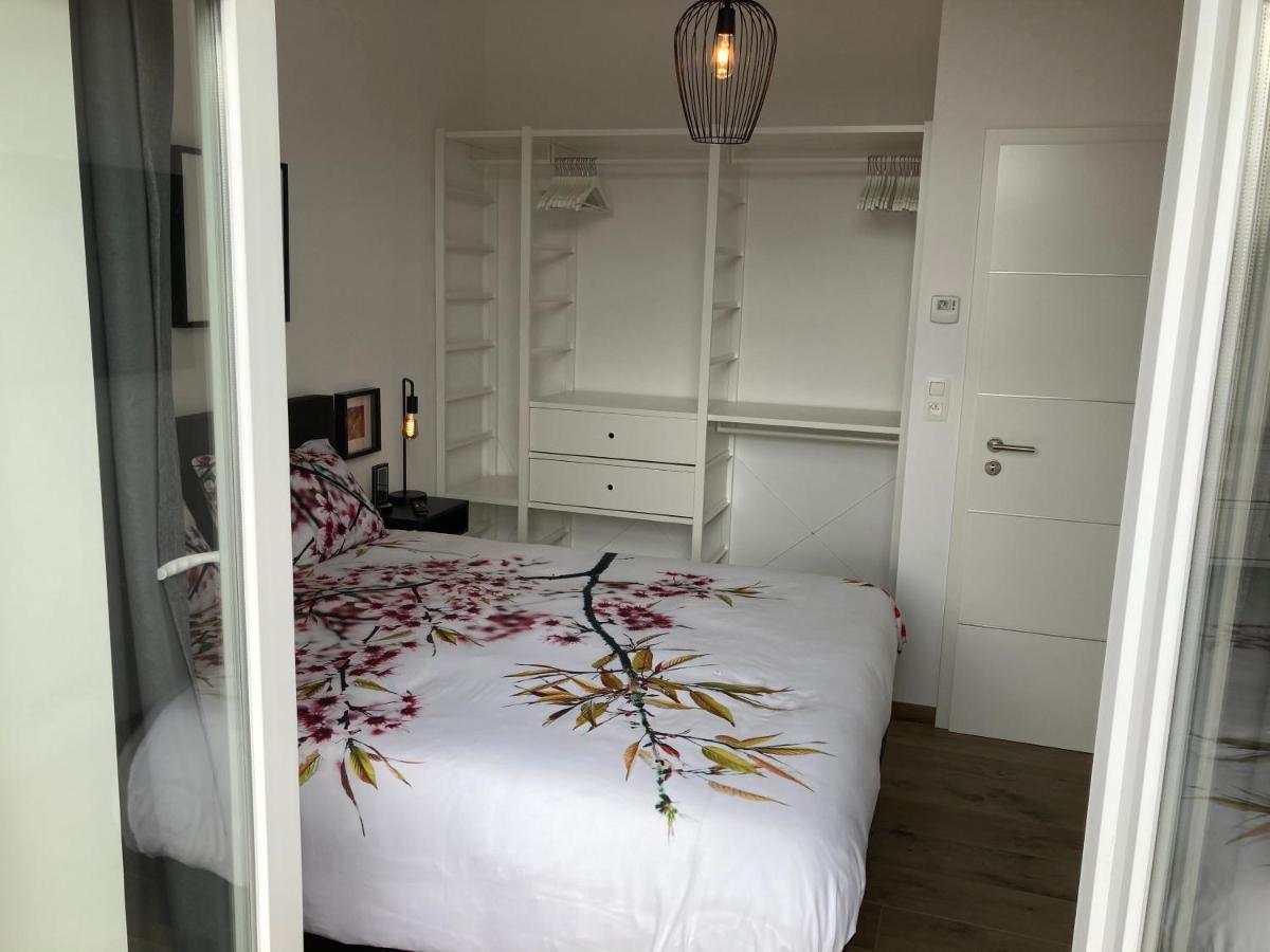Les Duplex De La Place Des Ecoles Spa Buitenkant foto