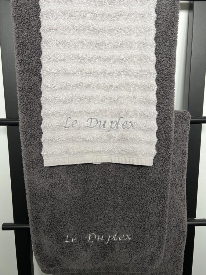 Les Duplex De La Place Des Ecoles Spa Buitenkant foto