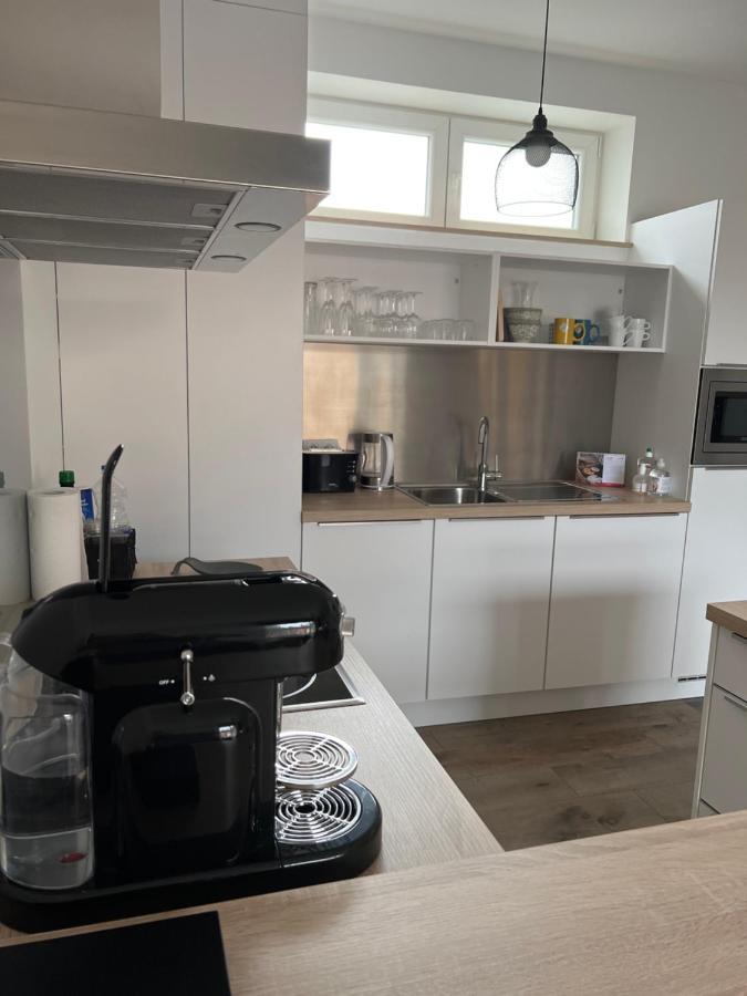 Les Duplex De La Place Des Ecoles Spa Buitenkant foto